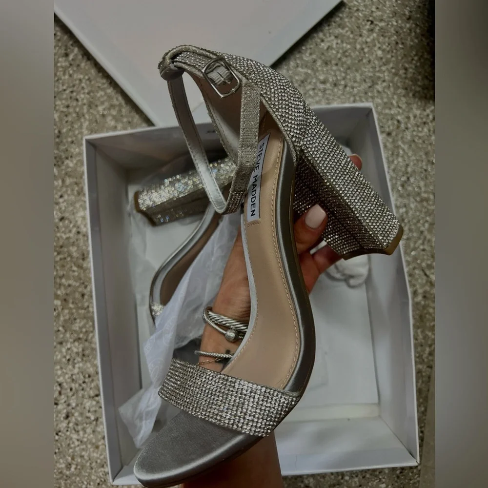 Steve Madden Carrson rhinestone heels - Picture 2 of 4